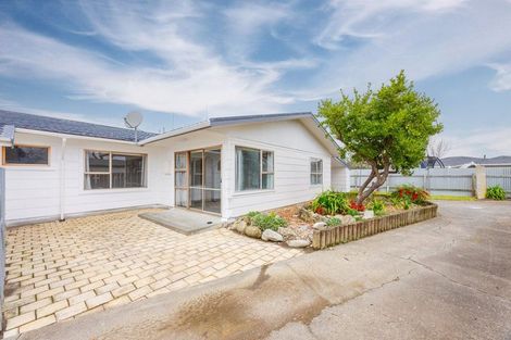 Photo of property in 2/17 Ranfurly Street, Tamatea, Napier, 4112