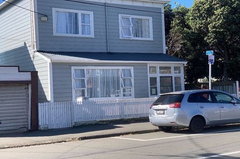 Photo of property in 33 Constable Street, Newtown, Wellington, 6021