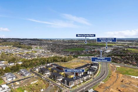 Photo of property in 2/1g Dishys Road, Flat Bush, Auckland, 2019