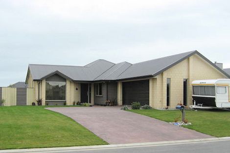 Photo of property in 15 Vasari Grange, Rolleston, 7614