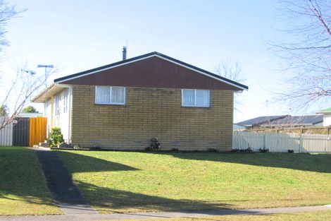 Photo of property in 12 Reuben Place, Nawton, Hamilton, 3200