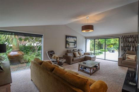 Photo of property in 94 Mountain View Road, Glenwood, Timaru, 7910