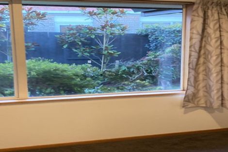 Photo of property in 19 Orlando Crescent, Waimairi Beach, Christchurch, 8083