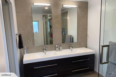 Photo of property in 22 Mangakoea Place, St Andrews, Hamilton, 3200