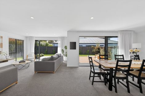 Photo of property in 32 Merrin Street, Avonhead, Christchurch, 8042