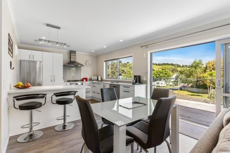 Photo of property in 123 Durrant Drive, Whangamata, 3620