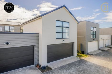 Photo of property in 18 Rere Close, Takanini, 2112