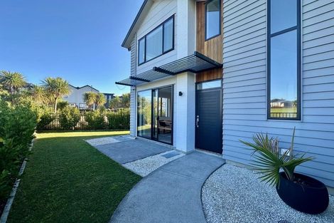 Photo of property in 21d Nellie Drive, Kumeu, 0810
