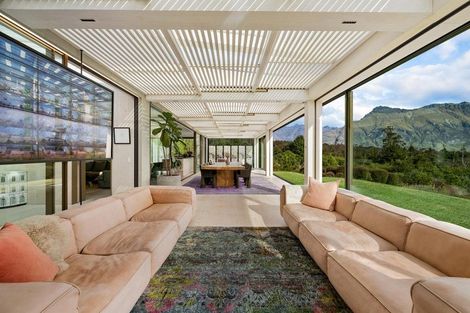 Photo of property in 4 Fishermans Lane, Mount Creighton, Queenstown, 9371