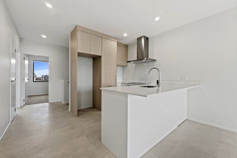 Photo of property in 13/18 Paraone Crescent, Takanini, 2112