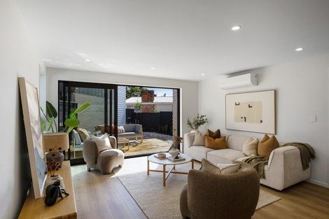 Photo of property in 4/6a View Road, Papakura, 2110