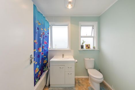 Photo of property in 32 Thomson Street, West End, Palmerston North, 4412