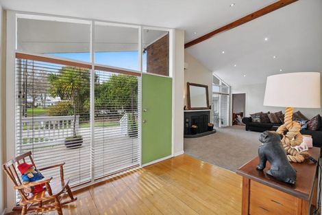 Photo of property in 36 Pandora Place, Pakuranga, Auckland, 2010