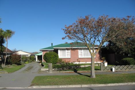 Photo of property in 4 Palmers Road, New Brighton, Christchurch, 8083