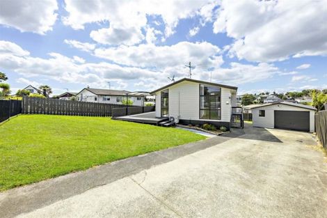 Photo of property in 1/73 Etherton Drive, Weymouth, Auckland, 2103