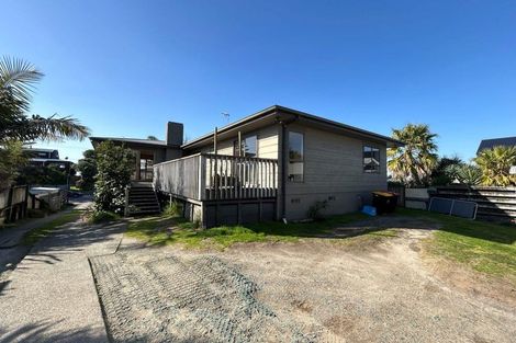 Photo of property in 1050 Papamoa Beach Road, Papamoa Beach, Papamoa, 3118