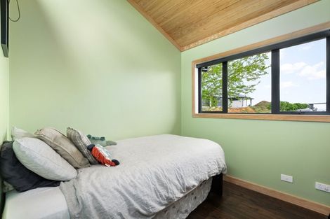 Photo of property in 30 Sandleigh Drive, Athenree, Katikati, 3177