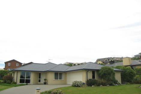 Photo of property in 23 Highcrest Heights, Westmorland, Christchurch, 8025