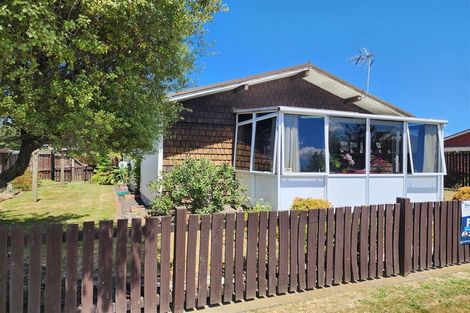 Photo of property in 15 Davie Street, Kaiapoi, 7630