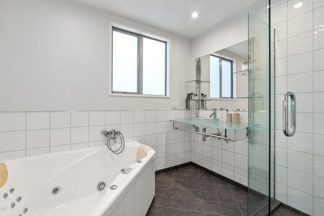 Photo of property in 78 Tannadyce Street, Strathmore Park, Wellington, 6022
