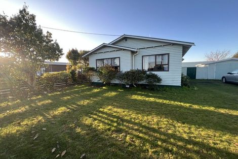 Photo of property in 20 Mako Mako Road, Levin, 5510