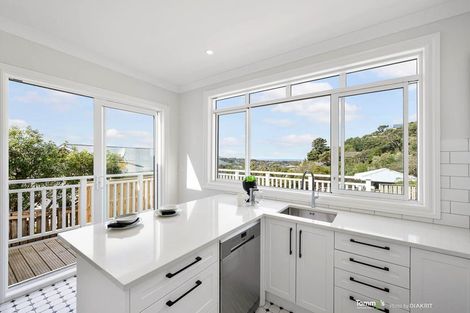 Photo of property in 115 Farnham Street, Mornington, Wellington, 6021