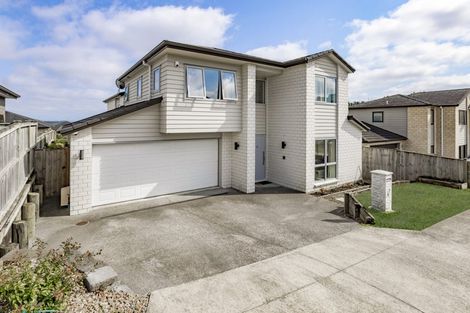 Photo of property in 3 Veneta Close, Flat Bush, Auckland, 2019