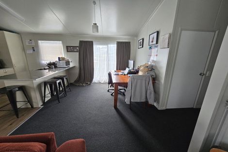 Photo of property in 10a York Place, Cannons Creek, Porirua, 5024