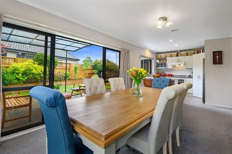 Photo of property in 4 Mccahon Drive, Pukehangi, Rotorua, 3015