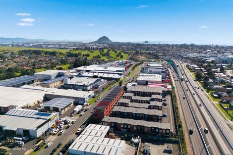 Photo of property in 70/17 Owens Place, Mount Maunganui, 3116