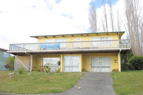 Photo of property in 17 Ani Miria Place, Tauranga Taupo, Turangi, 3382