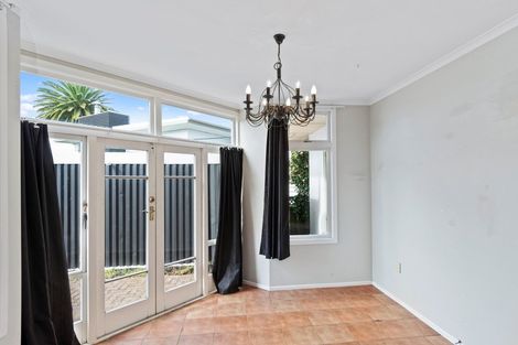 Photo of property in 50 Milton Road, Otumoetai, Tauranga, 3110