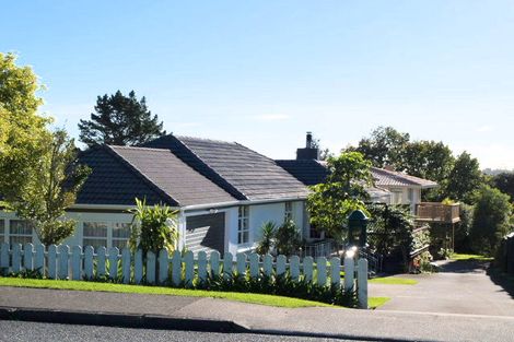 Photo of property in 1/26 Litten Road, Cockle Bay, Auckland, 2014