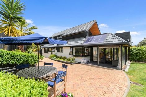 Photo of property in 3 Francis Curtis Avenue, Blockhouse Bay, Auckland, 0600