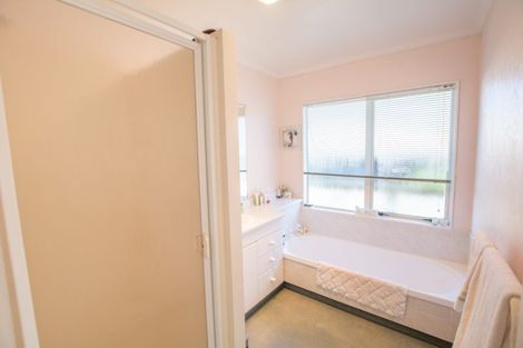 Photo of property in 1 Grantham Close, Gate Pa, Tauranga, 3112