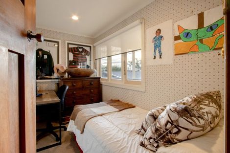 Photo of property in 12 Farndon Road, Clive, 4102