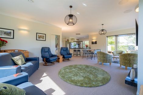 Photo of property in 20 Lawson Burrows Crescent, Te Anau, 9600
