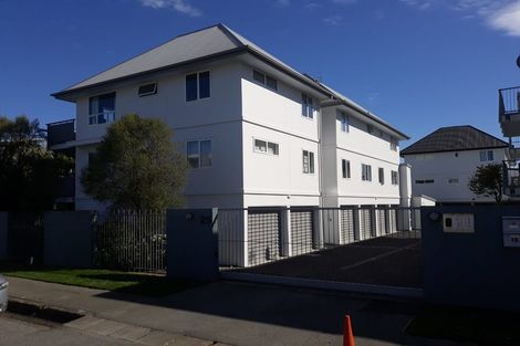 Photo of property in 2/25 Hastings Street West, Sydenham, Christchurch, 8023