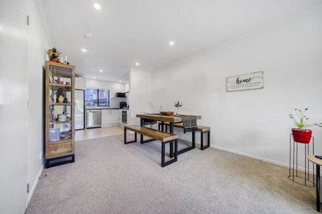 Photo of property in 37 Alliance Lane, Papakura, 2110