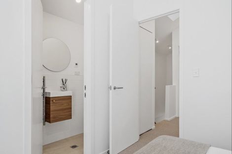 Photo of property in 6 Titoki Close, Matakana, Warkworth, 0985