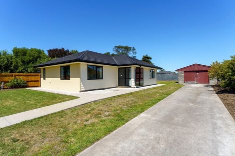 Photo of property in 4 Sandown Crescent, Aranui, Christchurch, 8061