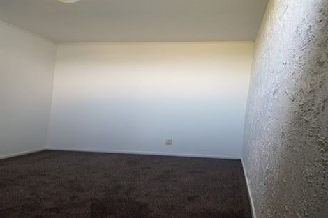 Photo of property in 2/31 Mana Avenue, Titahi Bay, Porirua, 5022