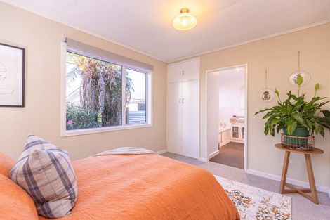 Photo of property in 56 Great North Road, Saint Johns Hill, Whanganui, 4500