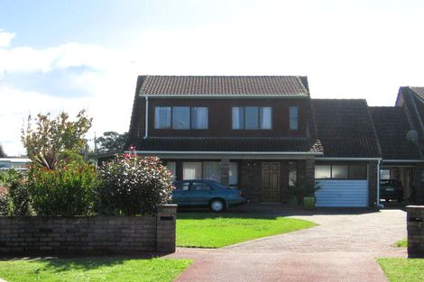 Photo of property in 7b Ross Crescent, Orewa, 0931