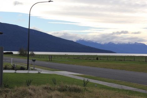 Photo of property in 27 South Arm Drive, Te Anau, 9600