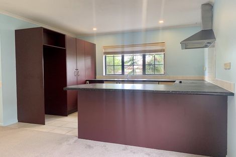 Photo of property in 7 Applebox Lane, Henderson, Auckland, 0612