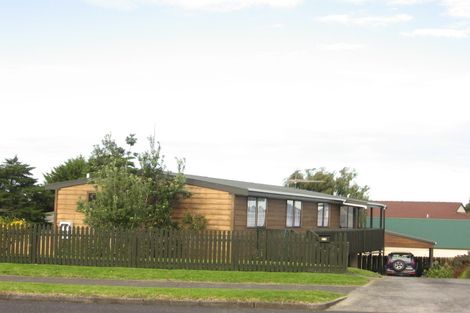 Photo of property in 20 Carnoustie Drive, Wattle Downs, Auckland, 2103