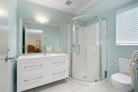 Photo of property in 8 Madison Street, Cambridge, 3434