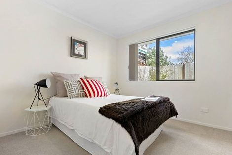 Photo of property in 5 Totara Meadows Court, Wiri, Auckland, 2104
