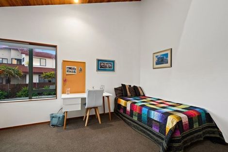 Photo of property in 32 Seacrest Drive, West Harbour, Auckland, 0618